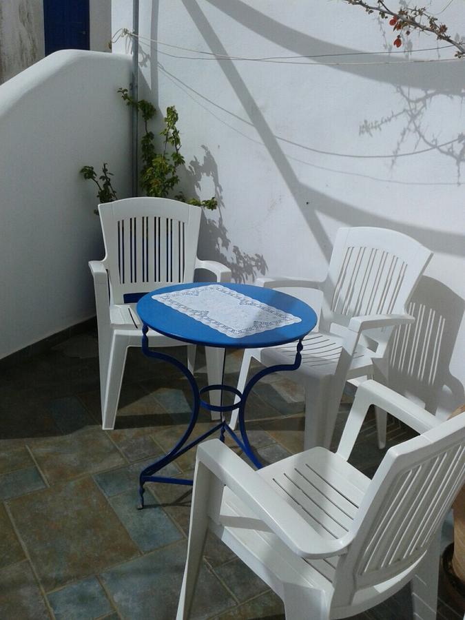 אנאפי Floras Rooms And Studios מראה חיצוני תמונה
